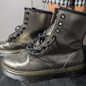 Dr. Martens Zavala Combat Boots in a Metallic Gunmetal finish Size 7 Women
